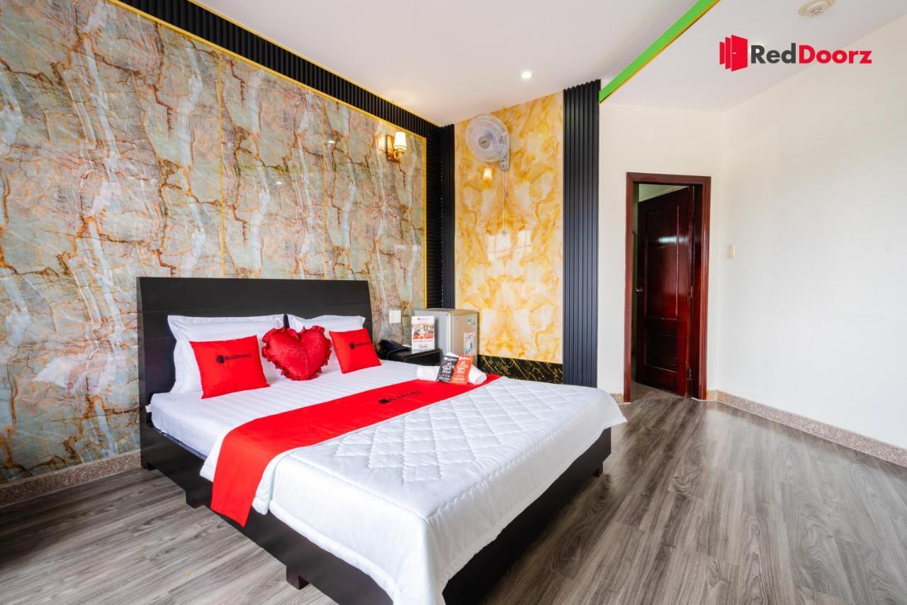 Reddoorz Tahami Hotel Near Kha Van Can Bandar Ho Chi Minh Luaran gambar